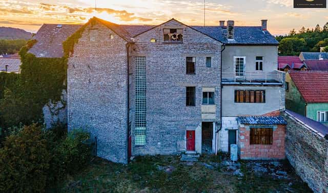 Prodej domu 400 m² s pozemkem 1 226 m², Hlavní, Malé Kyšice, okres Kladno