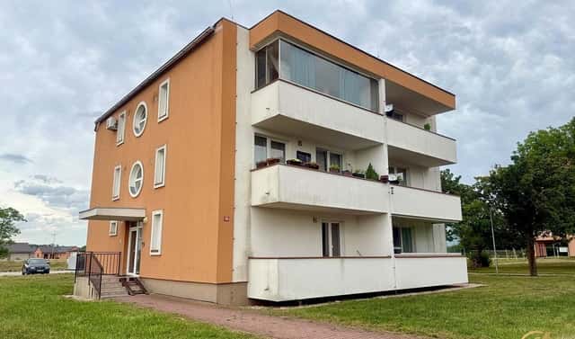 Prodej bytu 1+kk 18 m², Malátova, Městec Králové, okres Nymburk