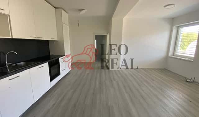 Pronájem bytu 3+kk 75 m², Rostěnice-Zvonovice – Zvonovice, okres Vyškov