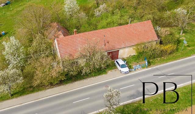 Prodej stavebního pozemku 3 823 m², Jamolice, okres Znojmo