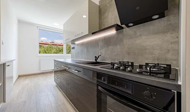 Pronájem bytu 2+1 50 m², Uherské Hradiště – Jarošov