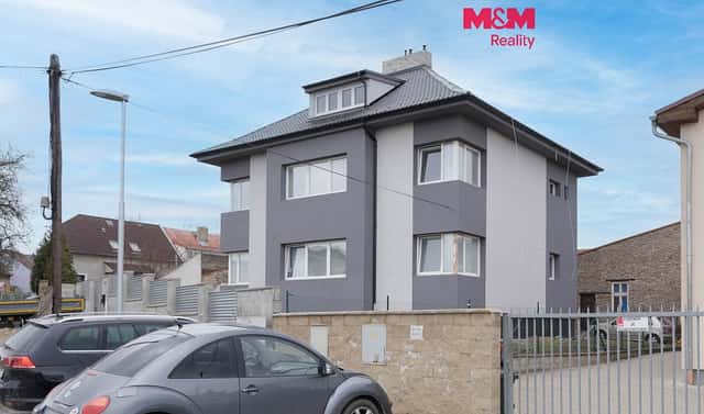 Prodej nájemního domu, činžáku 870 m², Kladno