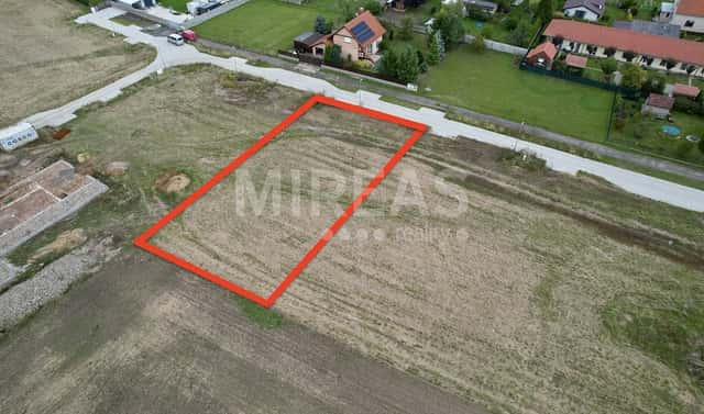 Prodej stavebního pozemku 909 m², Hořátev, okres Nymburk