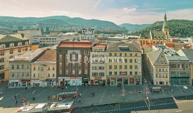 Pronájem obchodních prostor 235 m², Mírové náměstí, Ústí nad Labem – Ústí nad Labem-centrum