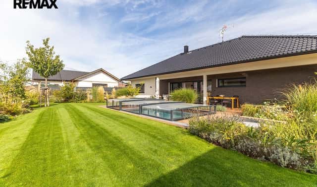 Prodej domu 180 m² s pozemkem 918 m², Černuc, okres Kladno