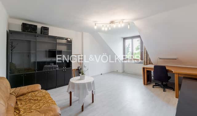 Pronájem domu 196 m² s pozemkem 382 m², V Roháčích, Praha 5 – Jinonice