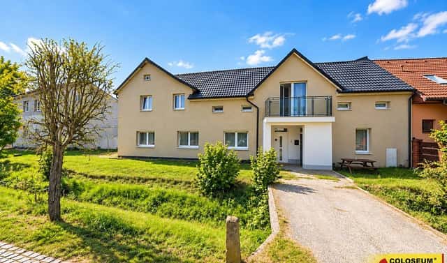 Pronájem domu 200 m² s pozemkem 572 m², Velké Opatovice, okres Blansko