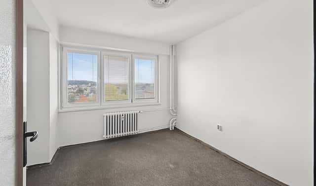 Pronájem bytu 2+1 49 m², Albrechtická, Krnov – Pod Bezručovým vrchem, okres Bruntál