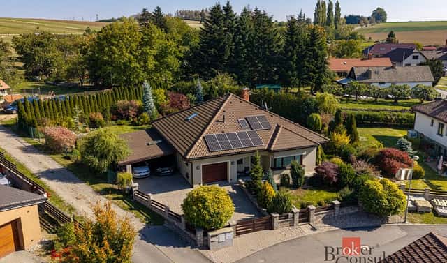 Prodej domu 195 m² s pozemkem 1 215 m², Kamenice – Kamenička, okres Jihlava
