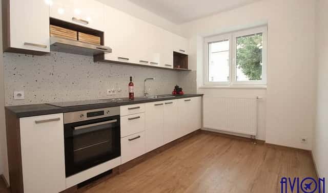 Pronájem bytu 2+1 54 m², Na Magistrále, Kolín – Kolín II