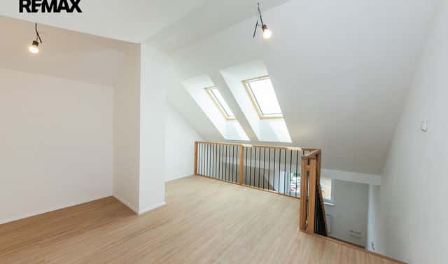Prodej bytu 2+kk 46 m², Jeseniova, Praha 3 – Žižkov
