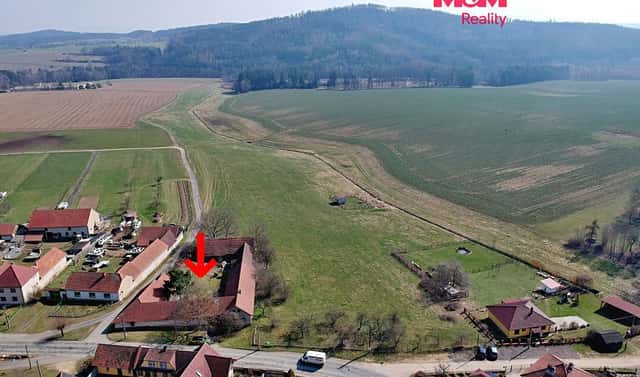 Prodej domu 510 m² s pozemkem 9 635 m², Chlum, okres Benešov