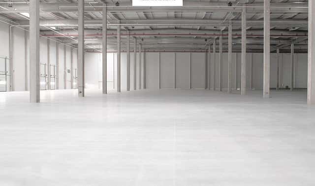 Pronájem výrobních prostor 10 000 m², Odrava – Obilná, okres Cheb