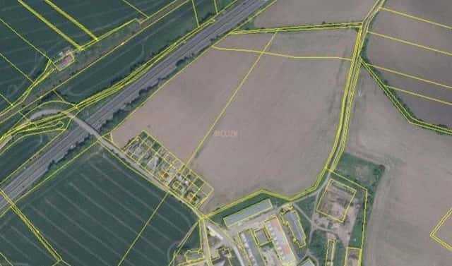 Prodej pole 1 543 m², Mnichovo Hradiště – Hoškovice, okres Mladá Boleslav