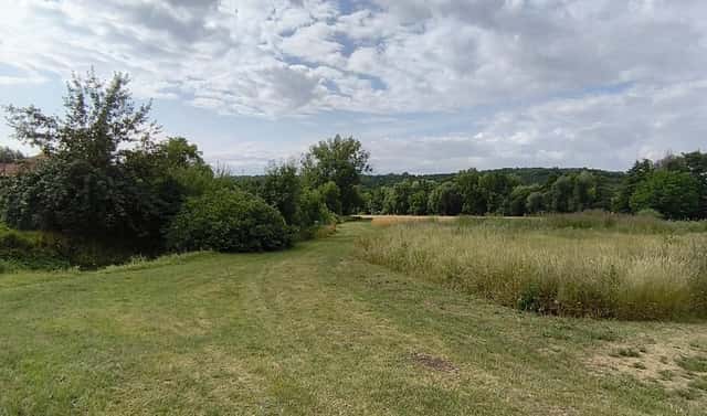 Prodej zahrady 2 079 m², Nová Ves, okres Mělník