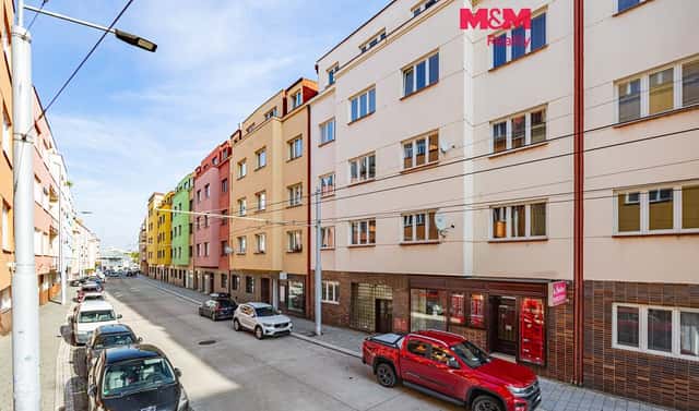 Pronájem bytu 1+1 46 m², Sladkovského, Pardubice – Zelené Předměstí