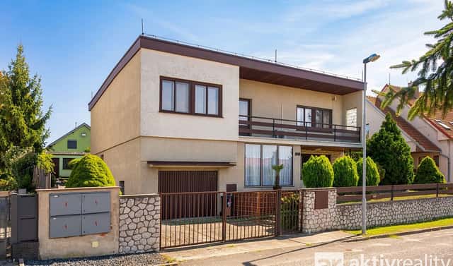 Prodej domu 143 m² s pozemkem 598 m², U Pošty, Kostelec nad Labem, okres Mělník