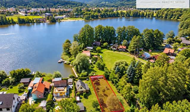 Prodej stavebního pozemku 455 m², Nová Role, okres Karlovy Vary