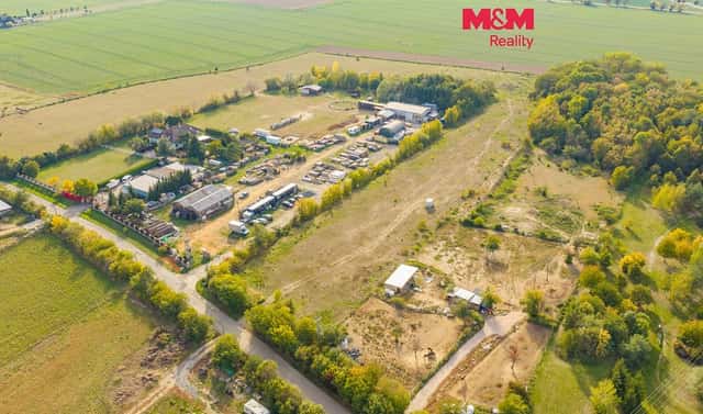 Prodej komerčního pozemku 10 265 m², Ořech, okres Praha-západ