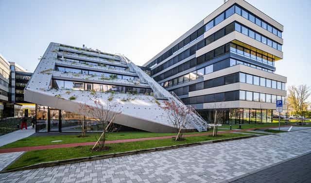 Pronájem kanceláře 307 m², Praha