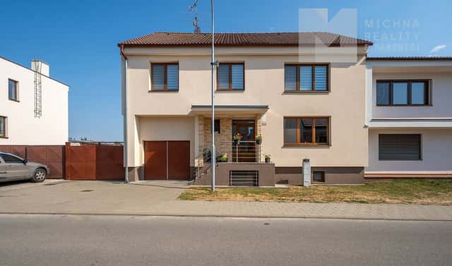 Prodej domu 230 m² s pozemkem 694 m², Mládežnická, Březí, okres Břeclav