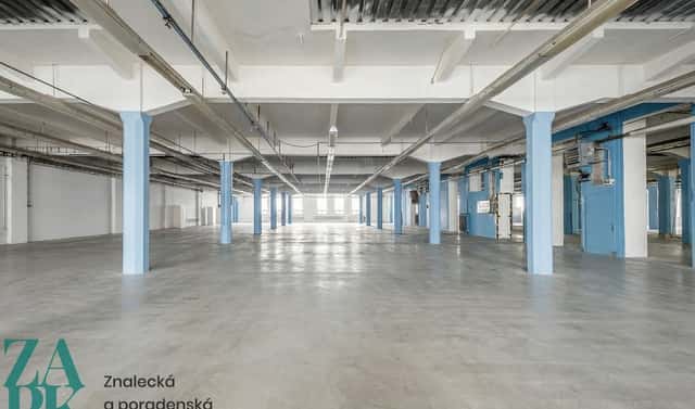 Pronájem výrobních prostor 2 069 m², Pekařská, Cheb