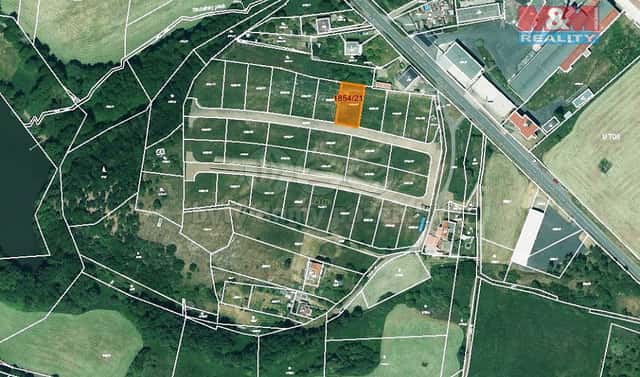 Prodej stavebního pozemku 1 172 m², Lubenec, okres Louny