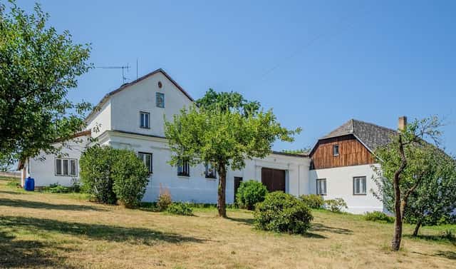 Prodej domu 400 m² s pozemkem 4 371 m², Moravská Třebová – Boršov, okres Svitavy