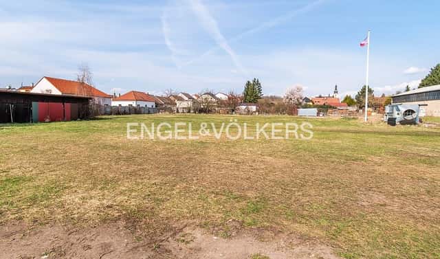 Pronájem komerčního pozemku 2 593 m², Mladoboleslavská, Praha 9 – Vinoř