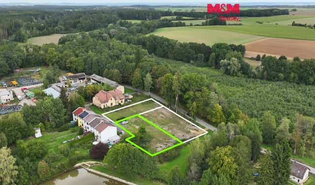 Prodej stavebního pozemku 1 060 m², Zbýšov – Klucké Chvalovice, okres Kutná Hora