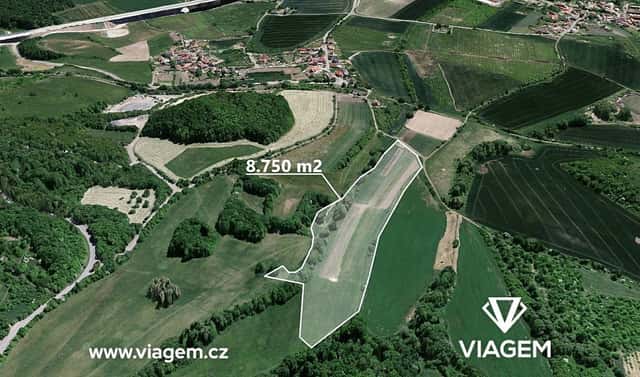 Prodej pole 8 749 m², Velemín, okres Litoměřice