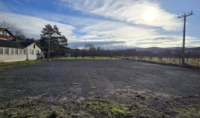 Dlouhodobý pronájem parkovacího stání/ obytné vozy, karavany, Zlín – Lužkovice