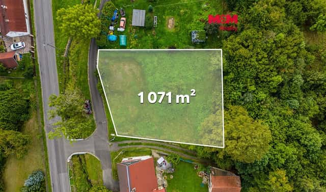 Prodej stavebního pozemku 1 071 m², Volfartice, okres Česká Lípa