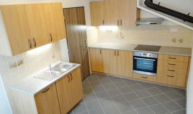 Pronájem bytu 3+1 83 m², Nádražní, Zbůch, okres Plzeň-sever