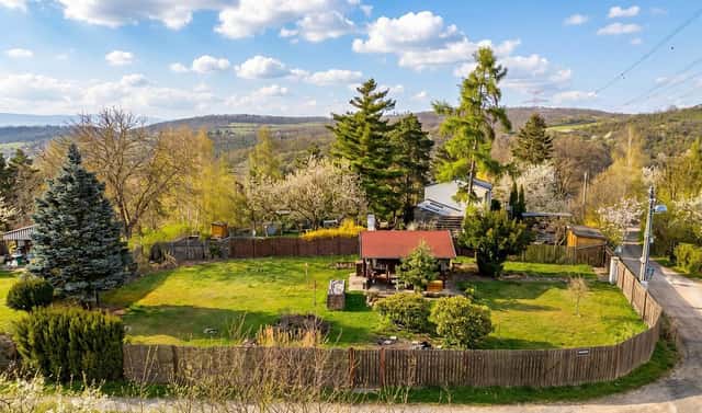 Prodej zahrady 758 m², Zadní Třebaň, okres Beroun