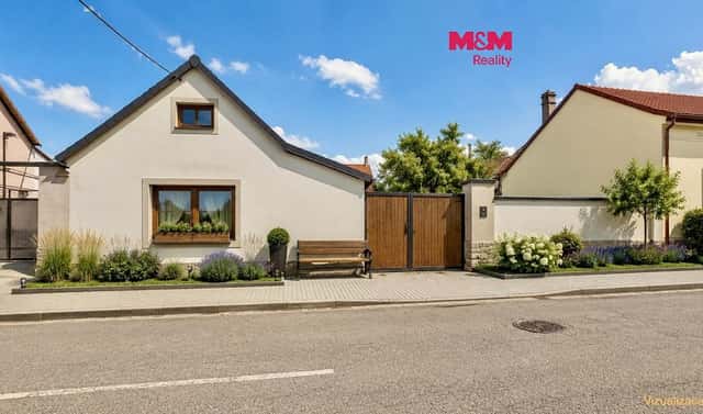 Prodej domu 144 m² s pozemkem 4 164 m², Lesná, okres Znojmo