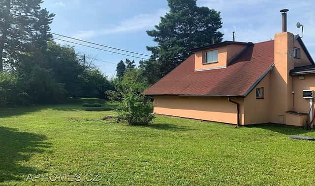 Pronájem chaty/chalupy 80 m² s pozemkem 1 152 m², Spojovací, Dolní Břežany, okres Praha-západ