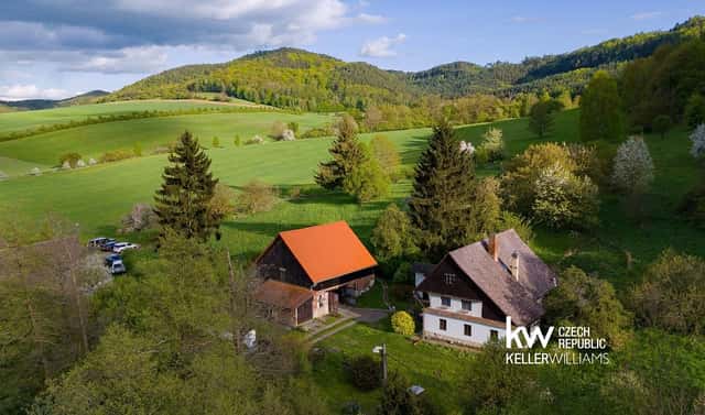 Prodej chaty/chalupy 185 m² s pozemkem 9 668 m², Dubá – Deštná, okres Česká Lípa