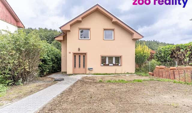 Pronájem domu 134 m² s pozemkem 744 m², Myšlínská, Mnichovice – Myšlín, okres Praha-východ