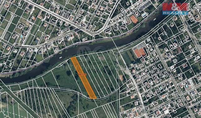 Prodej louky 1 687 m², Káraný, okres Praha-východ