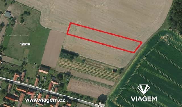 Prodej pole 1 890 m², Košík, okres Nymburk