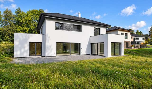 Prodej domu 293 m² s pozemkem 1 631 m², Kamenice, okres Praha-východ
