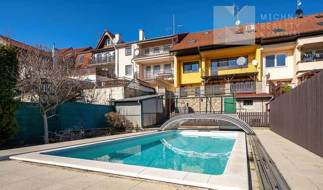 Prodej domu 362 m² s pozemkem 559 m², Hliniště, Mikulov, okres Břeclav