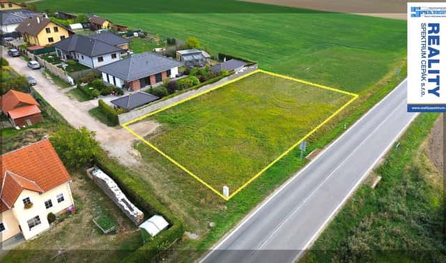 Prodej stavebního pozemku 1 208 m², Pištín – Češnovice, okres České Budějovice