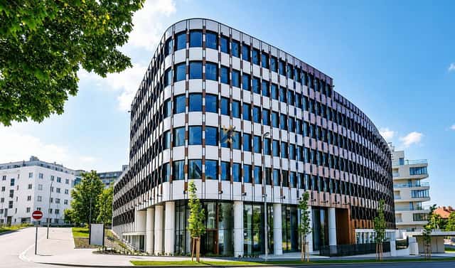 Pronájem kanceláře 537 m², Lomnického, Praha 4 – Nusle