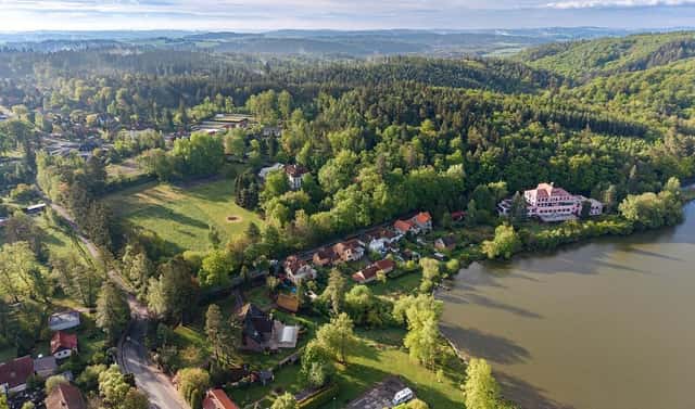 Prodej stavebního pozemku 2 549 m², Jevany, okres Praha-východ