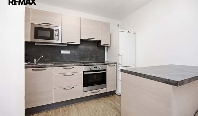 Prodej bytu 2+1 48 m², V bytovkách, Praha 10 – Uhříněves