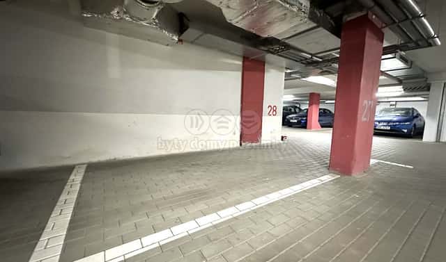 Prodej garážového stání, 12 m2, Praha 6, ul. Pod cihelnou, Pod cihelnou, Praha 6 – Liboc