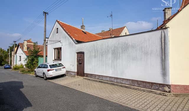 Prodej domu 150 m² s pozemkem 172 m², Pod Táborem, Dobrovíz, okres Praha-západ