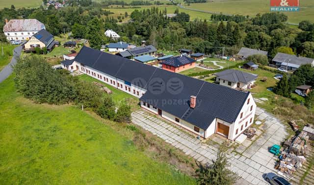 Prodej výrobních prostor 2 000 m², Valšov, okres Bruntál